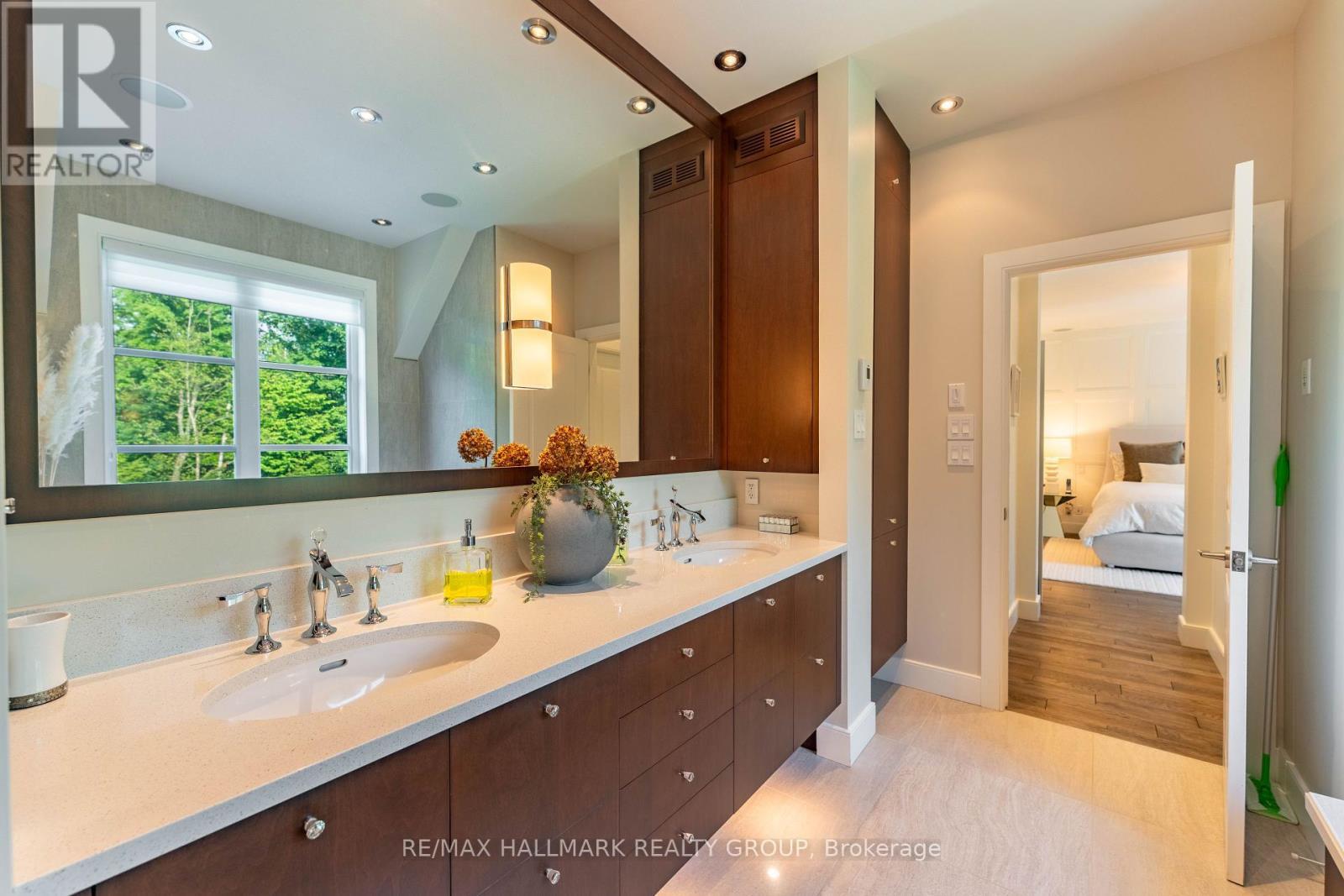 39 Jacquot Street, Champlain, ON - Indoor Photo Showing Bathroom