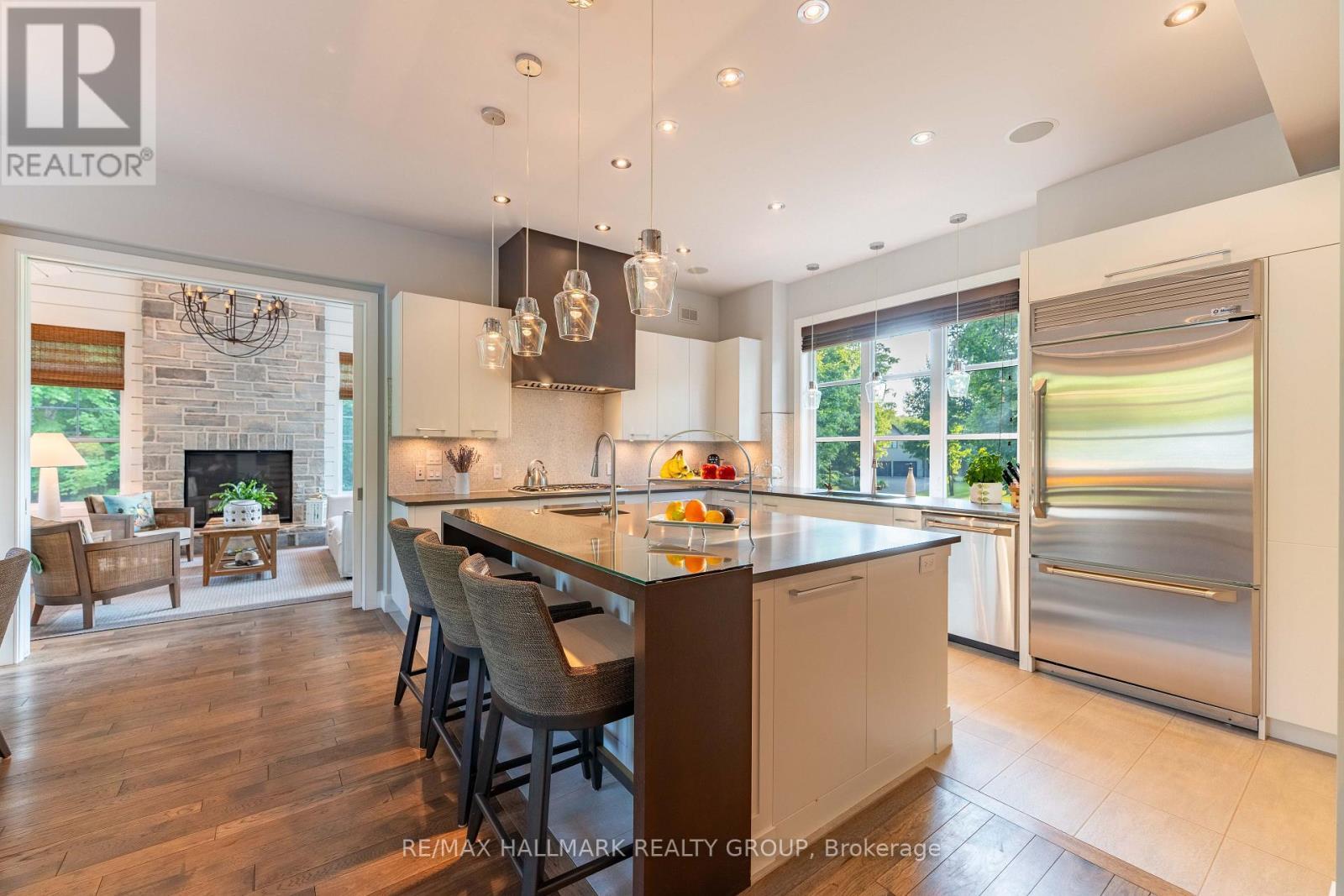 39 Jacquot Street, Champlain, ON - Indoor Photo Showing Kitchen With Upgraded Kitchen