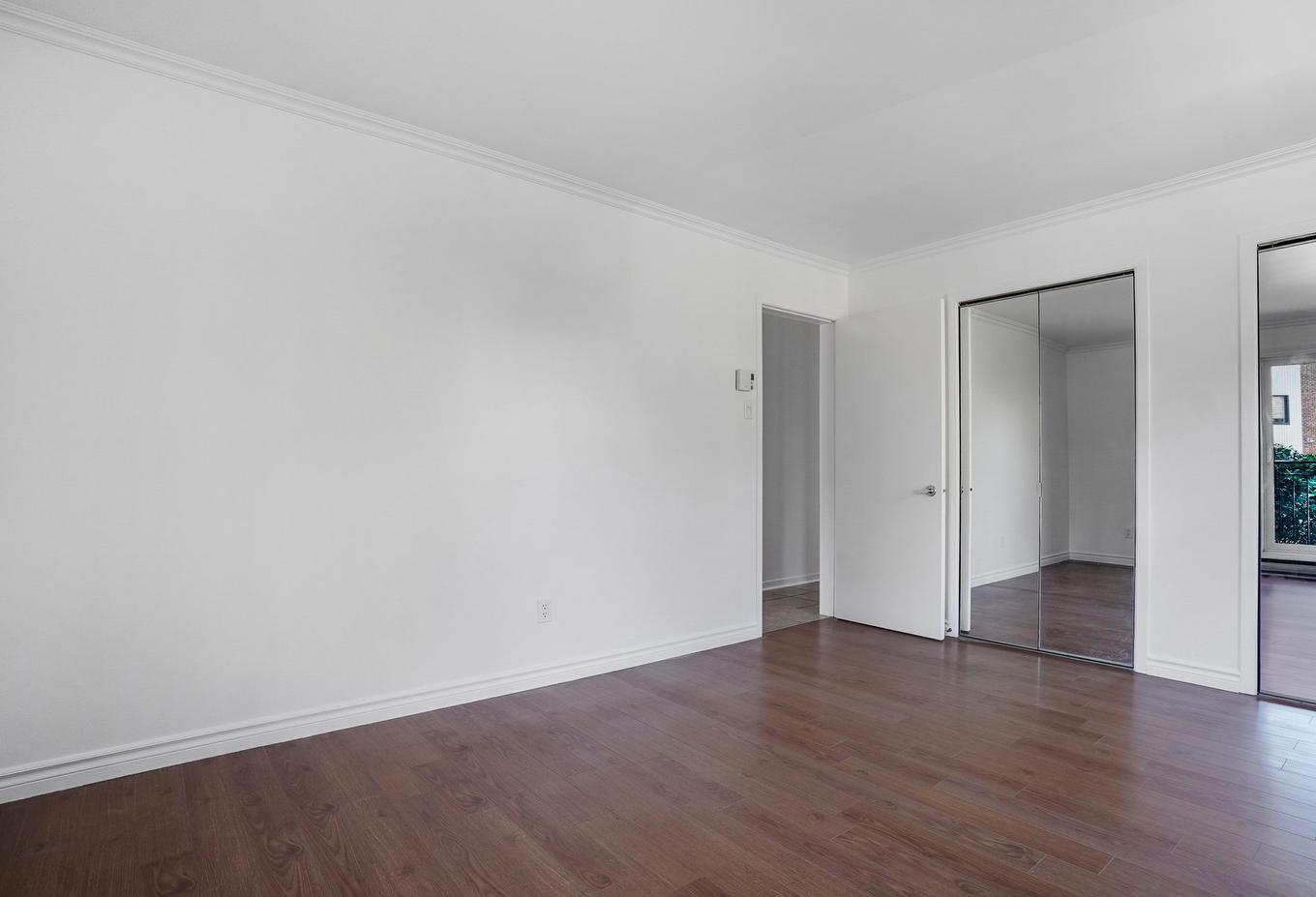 Chambre à coucher principale - 212 Rue D'Orléans, Saint-Lambert, QC - Indoor Photo Showing Other Room