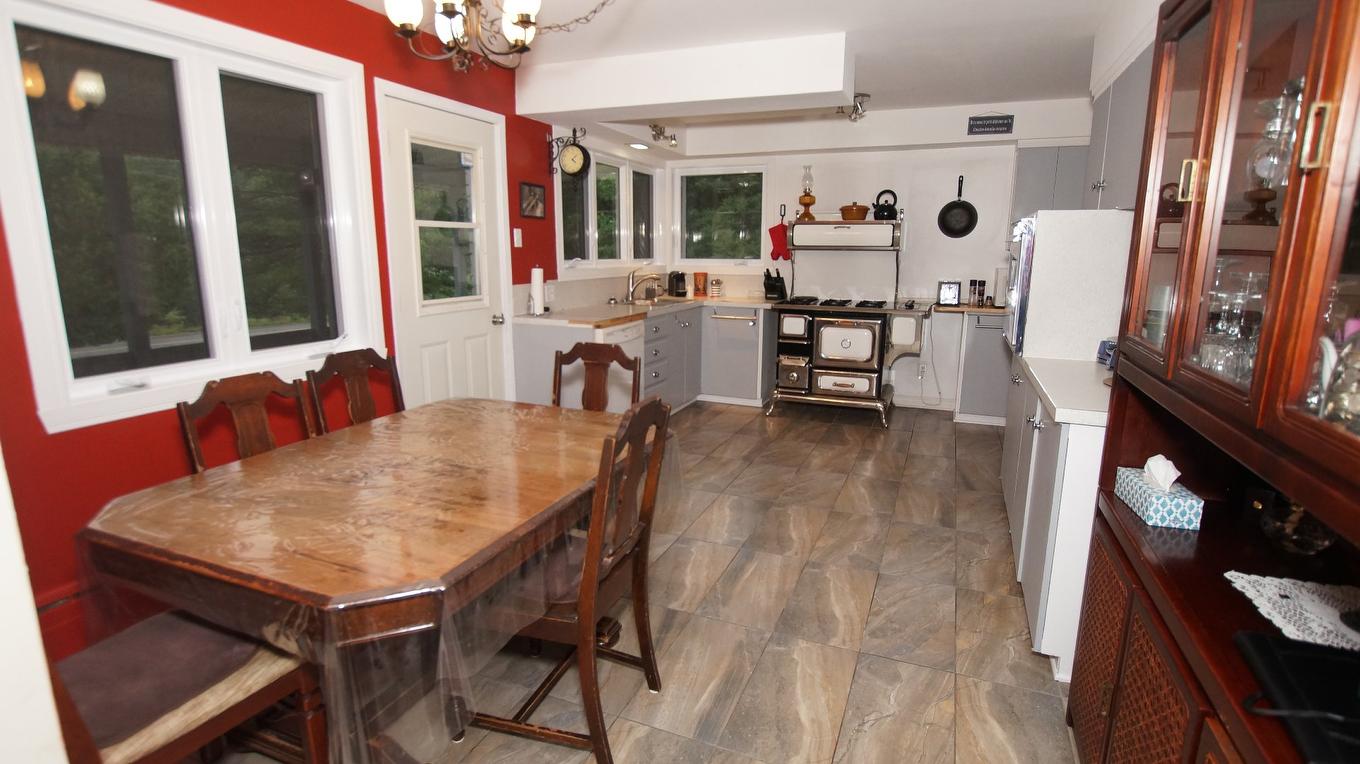 Overall view - 121 - 125 4E Rang, Saint-Alphonse-Rodriguez, QC - Indoor Photo Showing Dining Room