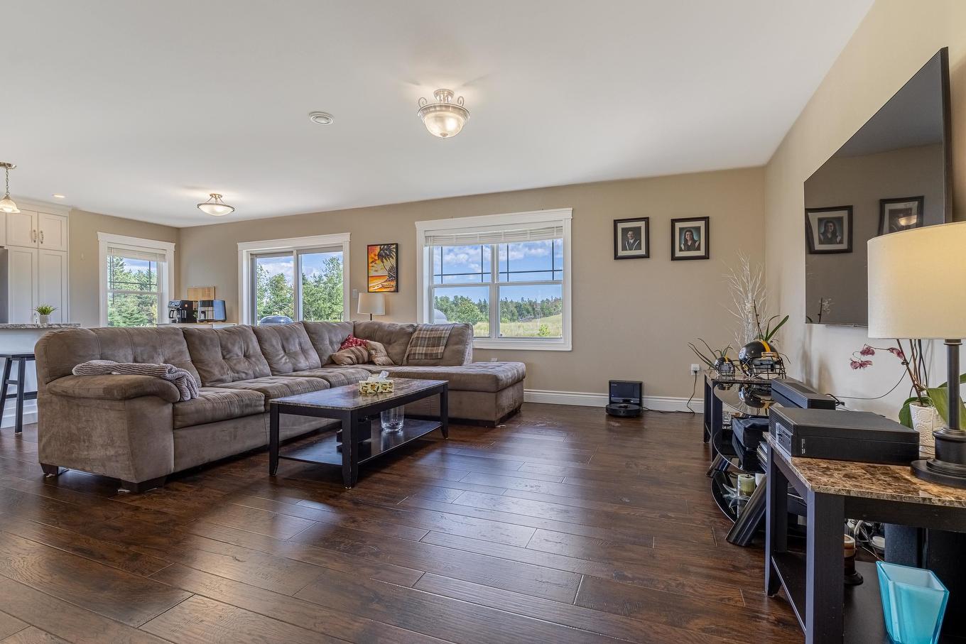 12 Ashton Street, Fairview, PE