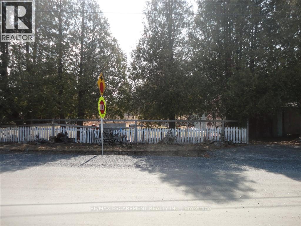 26-28 Algoma Street, Spanish, ON - Outdoor