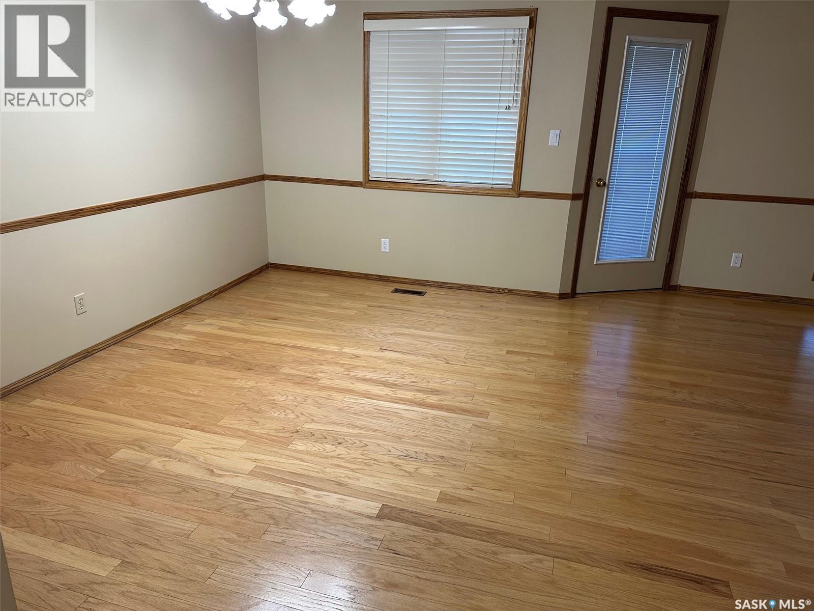 101 1214 3Rd Street, Estevan, SK - Indoor Photo Showing Other Room