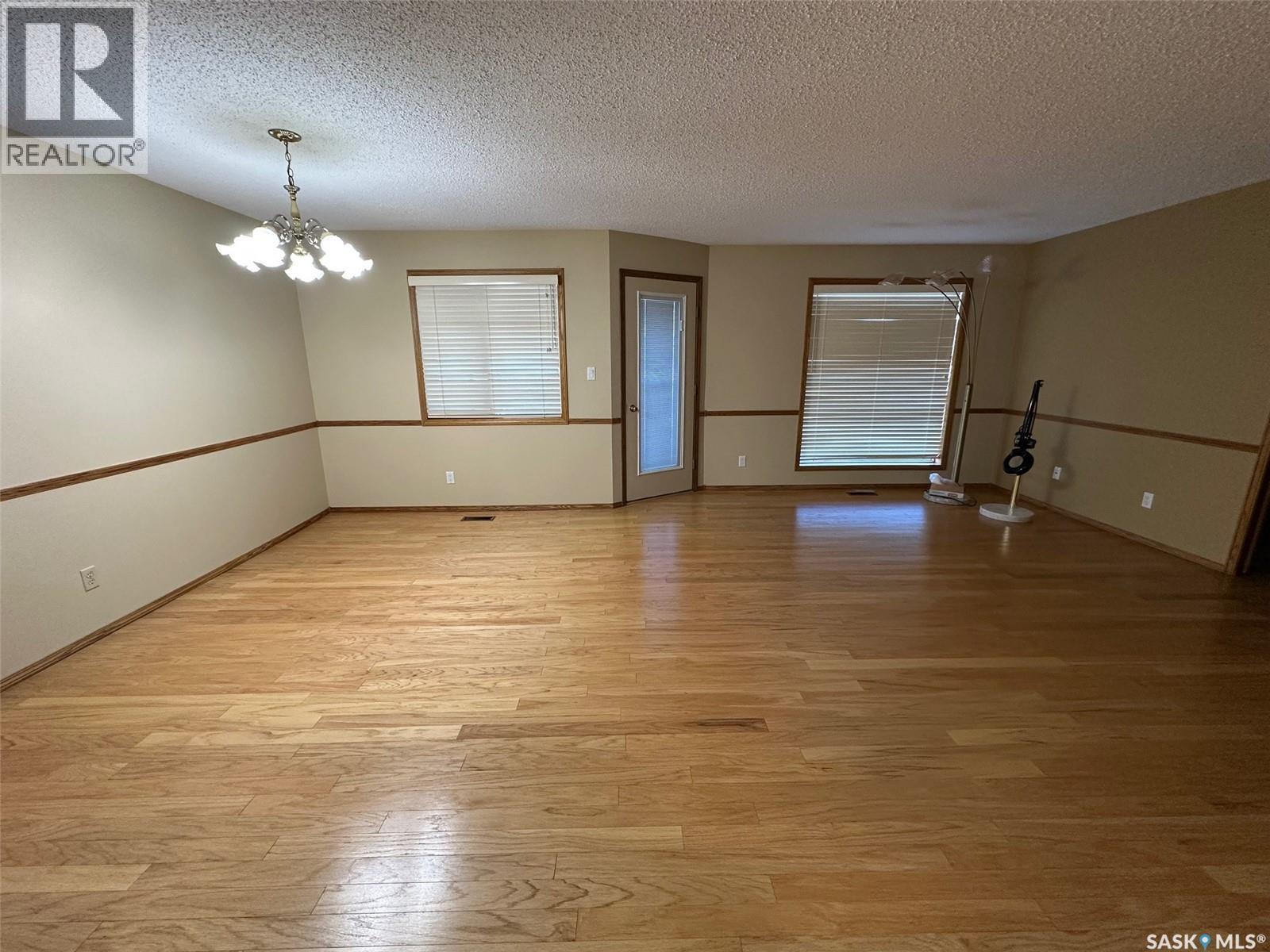 101 1214 3Rd Street, Estevan, SK - Indoor Photo Showing Other Room