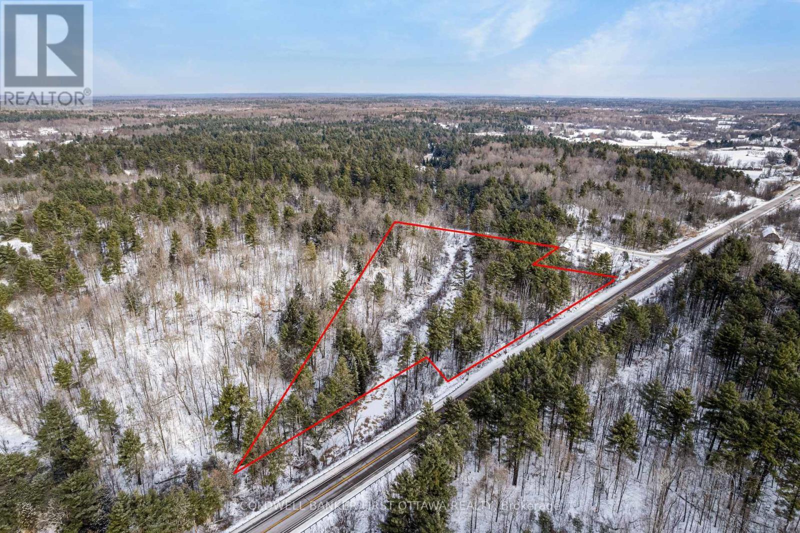 Frontage on side road and Hwy 7 - 115 Doran Road, Tay Valley, ON