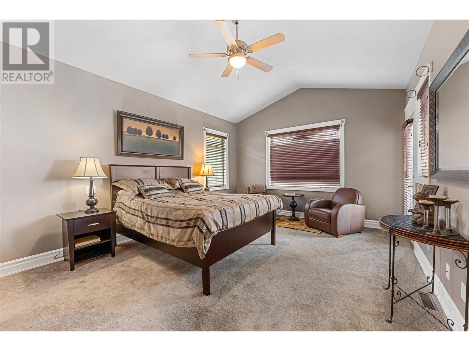 3079 Thacker Drive, West Kelowna, BC - Indoor Photo Showing Bedroom