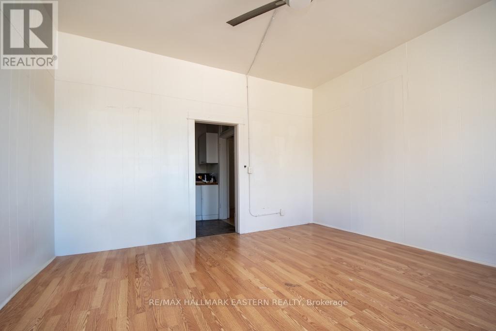 Living room - 197 Hunter Street W, Peterborough (Town Ward 3), ON