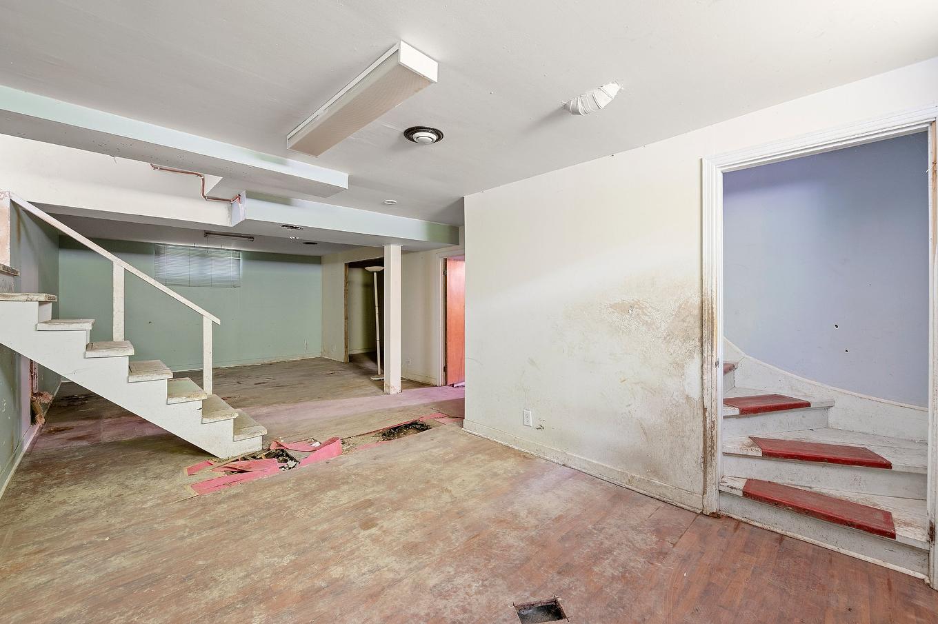 Salle familiale - 98 Rue Marie-Victorin, Saint-Jérôme, QC - Indoor