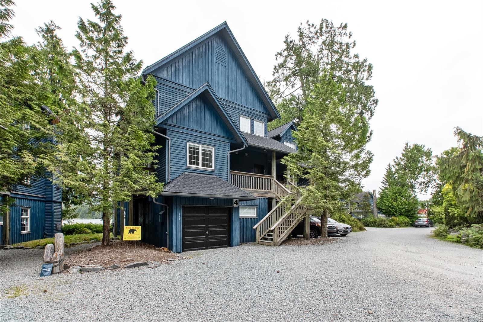 402-1971 Harbour Dr, Ucluelet, BC - Outdoor