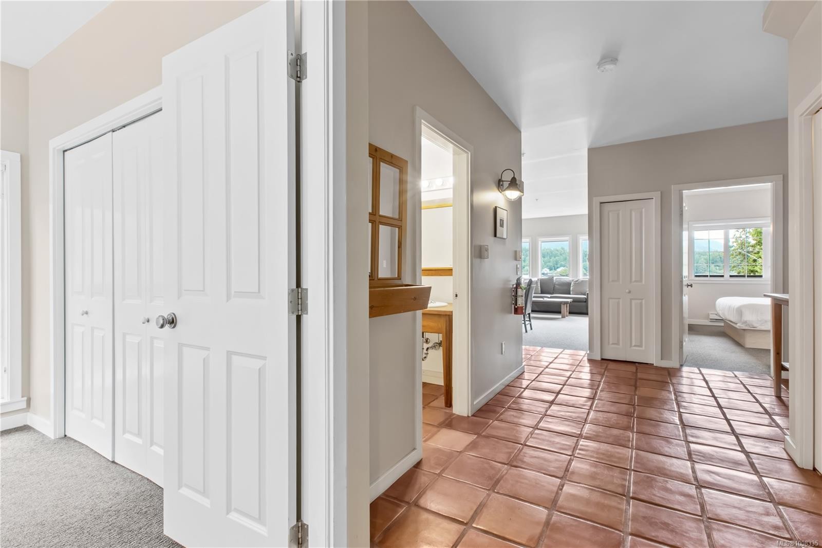 402-1971 Harbour Dr, Ucluelet, BC - Indoor Photo Showing Other Room