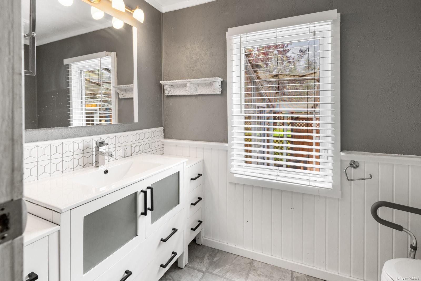 2010-135 Brinkworthy Rd, Salt Spring, BC