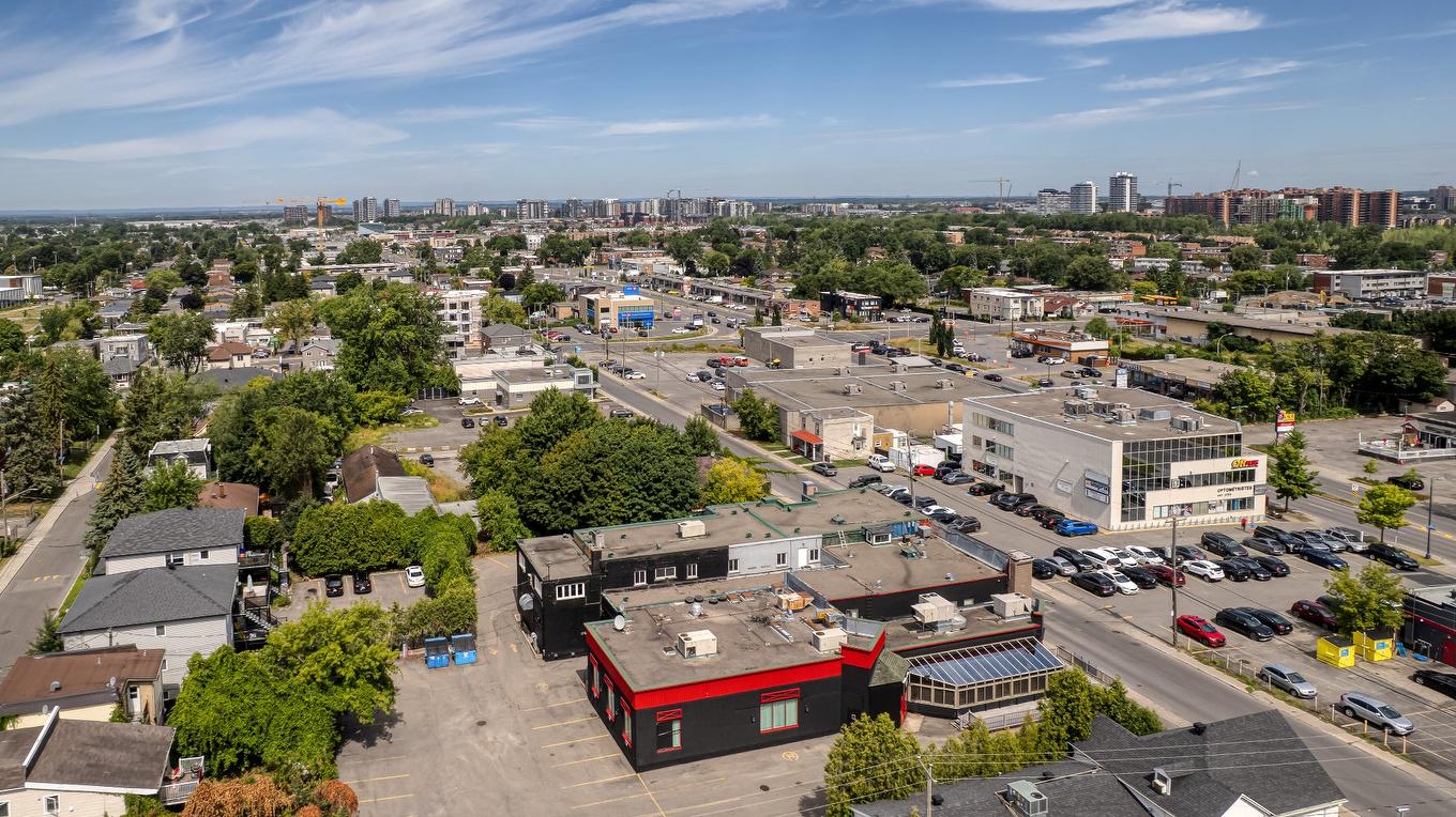 View - 104-1600 Rue Robinson, Laval (Chomedey), QC - Outdoor With View
