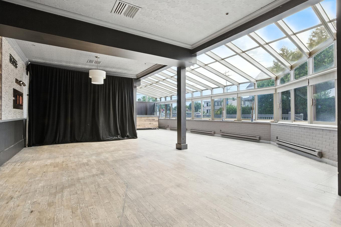 Other - 104-1600 Rue Robinson, Laval (Chomedey), QC - Indoor Photo Showing Other Room