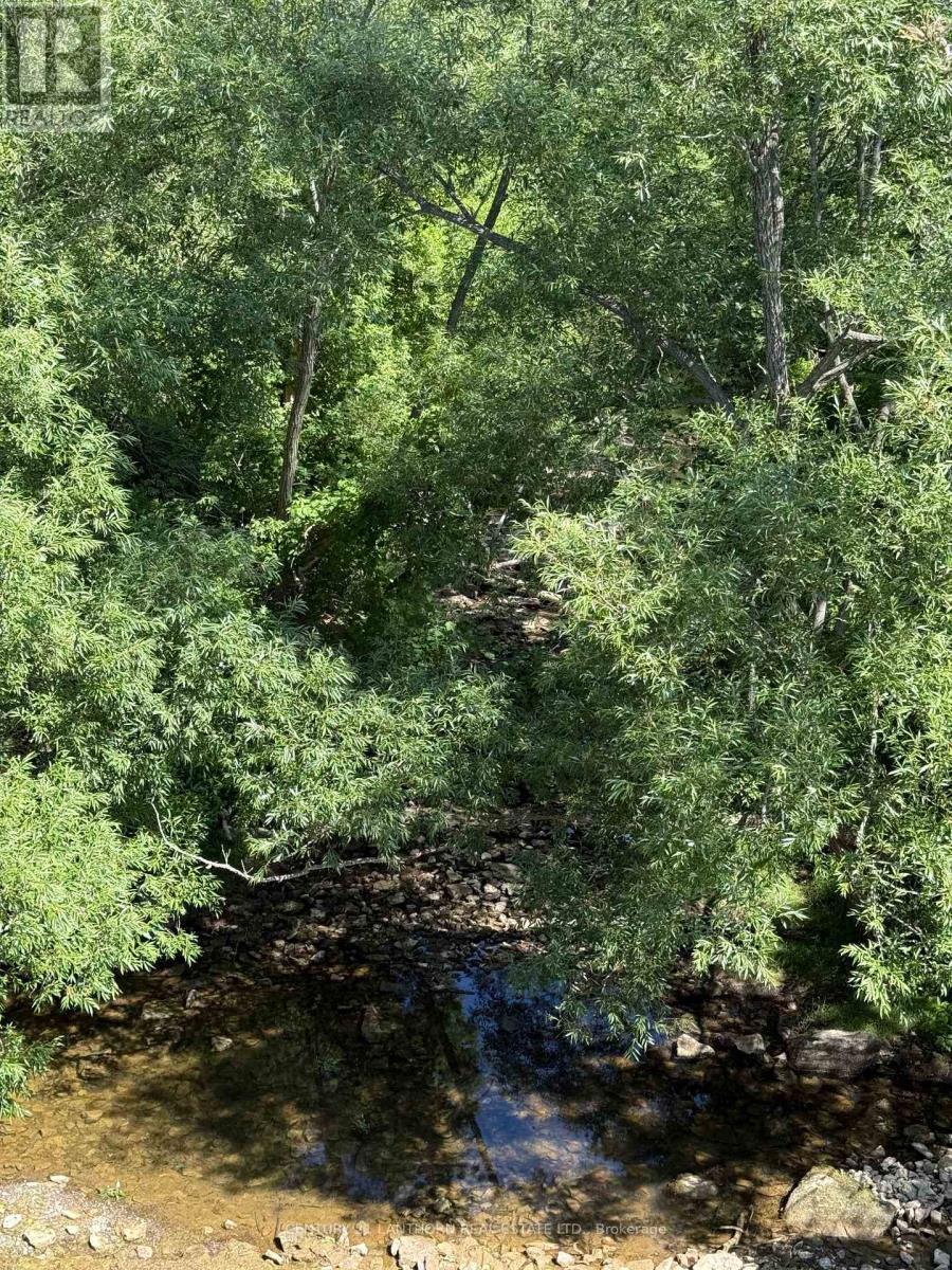 3073 County 10 Road, Prince Edward County (South Marysburg Ward), ON