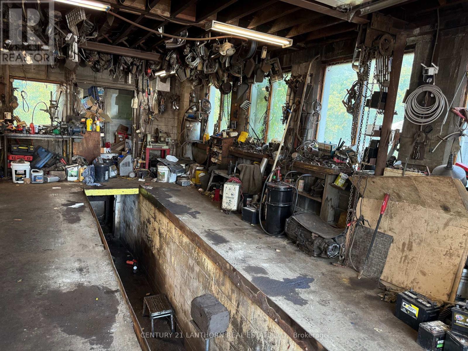 3073 County 10 Road, Prince Edward County (South Marysburg Ward), ON