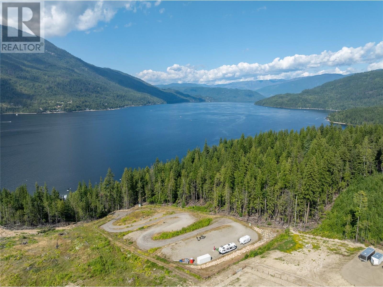 6226 Armstrong Road, Eagle Bay, BC