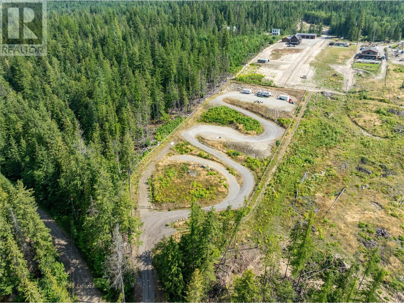 6226 Armstrong Road, Eagle Bay, BC