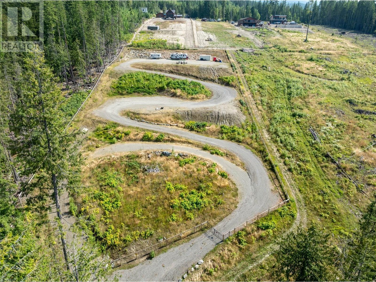 6226 Armstrong Road, Eagle Bay, BC