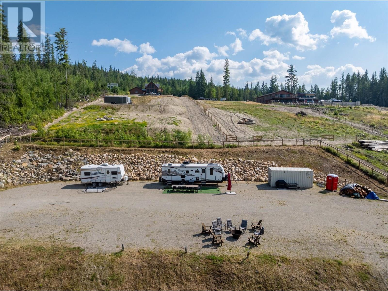 6226 Armstrong Road, Eagle Bay, BC