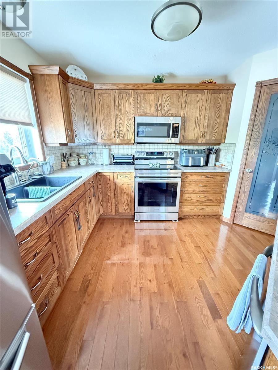 4 Island View, Cymri Rm No. 36, SK - Indoor Photo Showing Kitchen