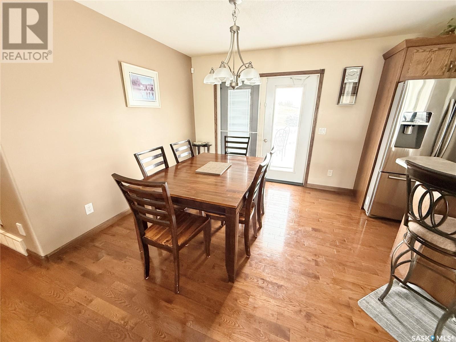 4 Island View, Cymri Rm No. 36, SK - Indoor Photo Showing Dining Room