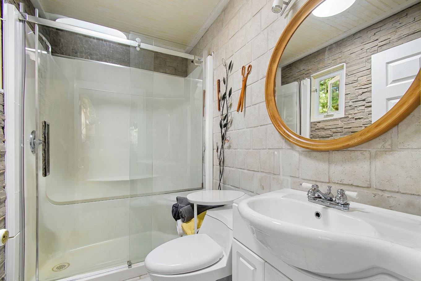 Salle de bains - 5C Rue Mccagg, Clarendon, QC - Indoor Photo Showing Bathroom