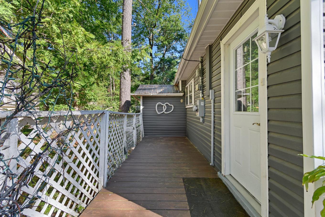 Terrasse - 5C Rue Mccagg, Clarendon, QC - Outdoor With Exterior