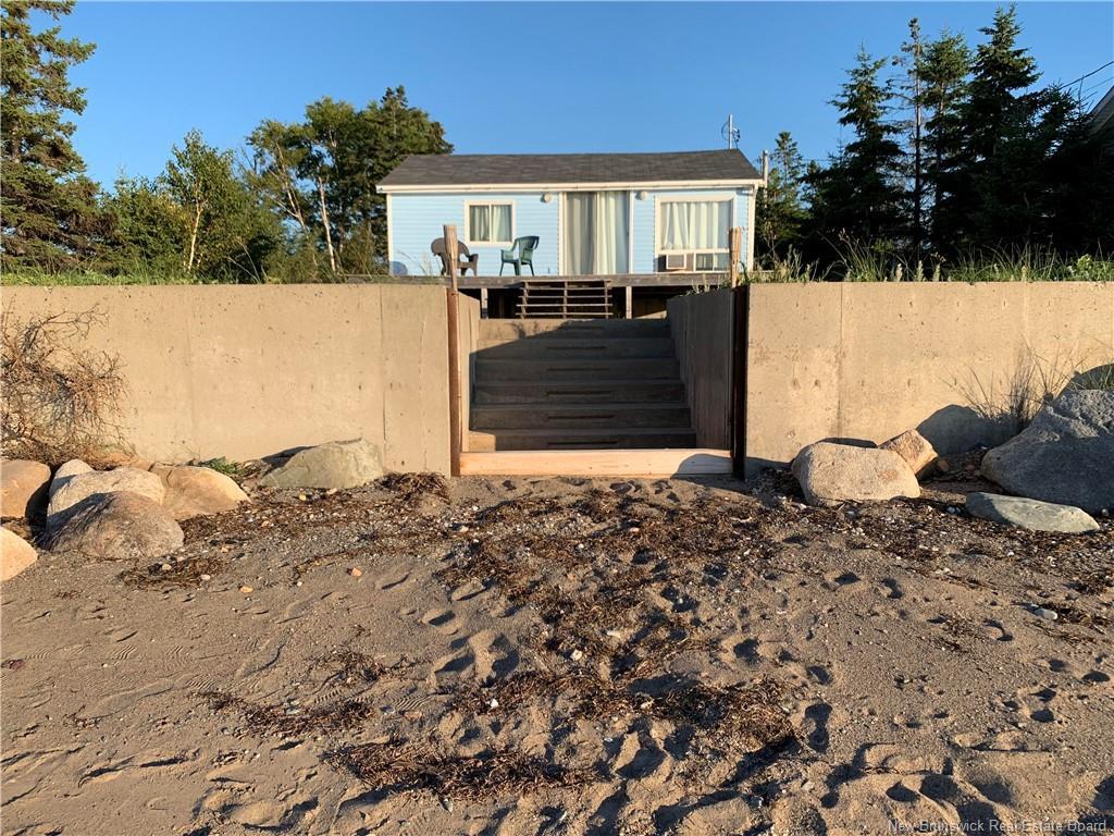 345 Bayshore Dr, Bathurst, NB