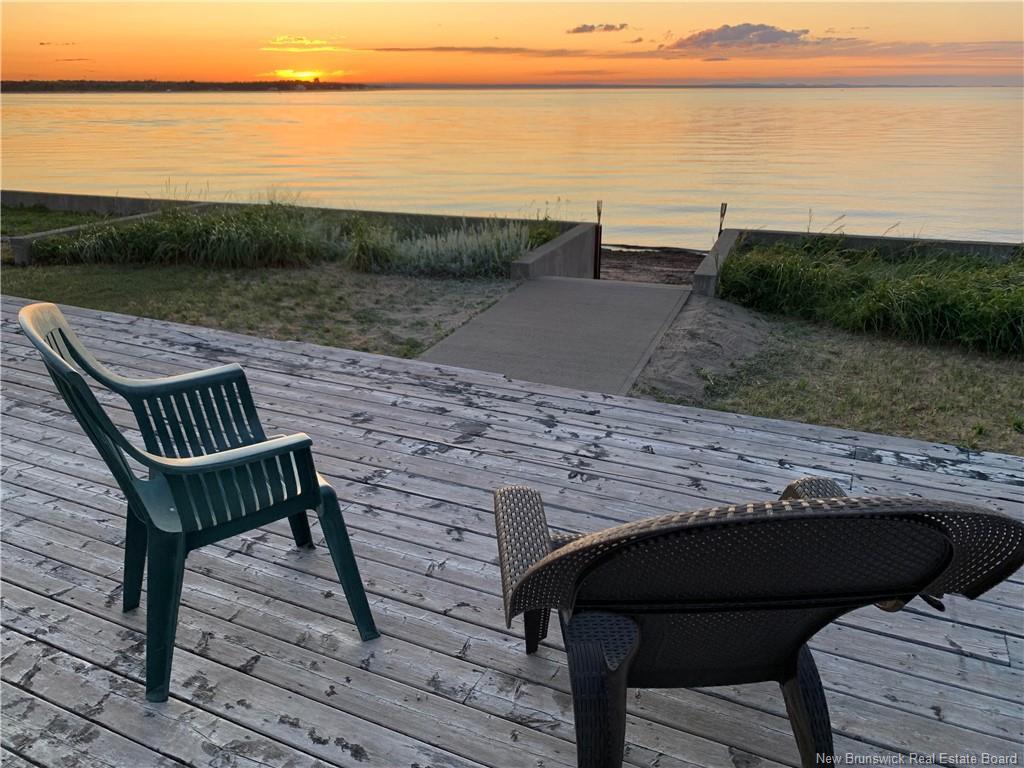 345 Bayshore Dr, Bathurst, NB