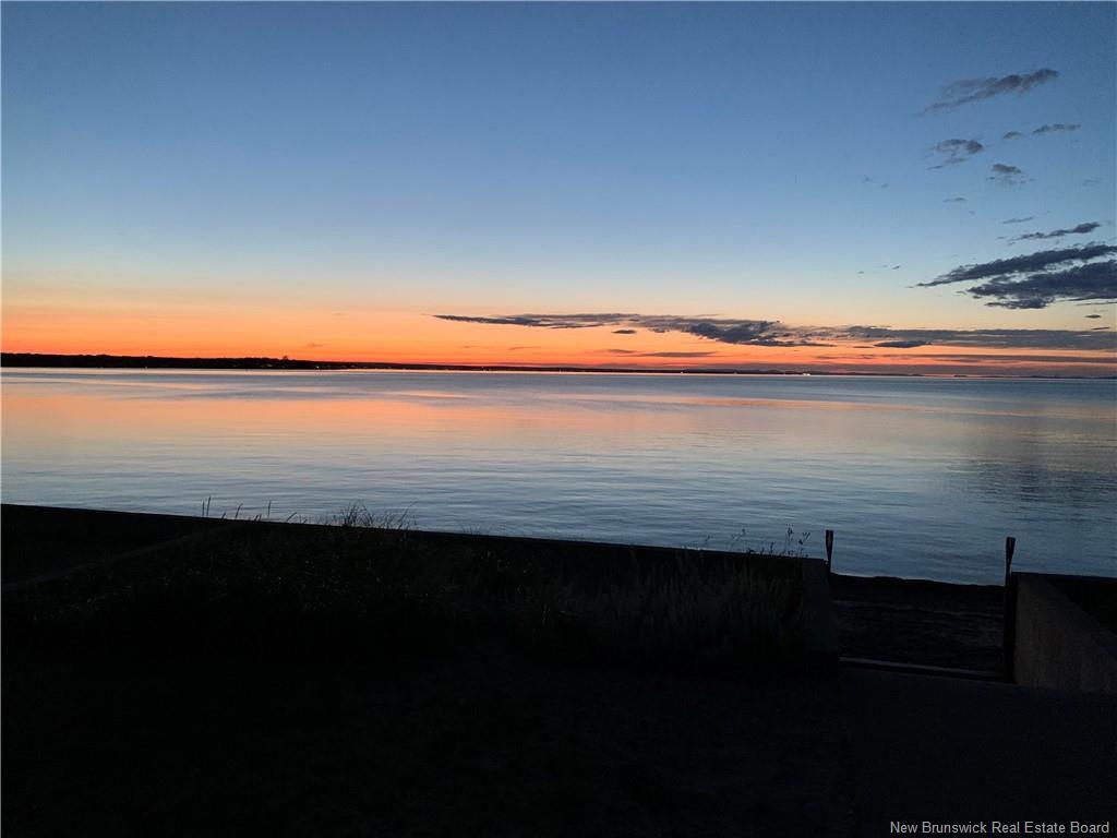 345 Bayshore Dr, Bathurst, NB