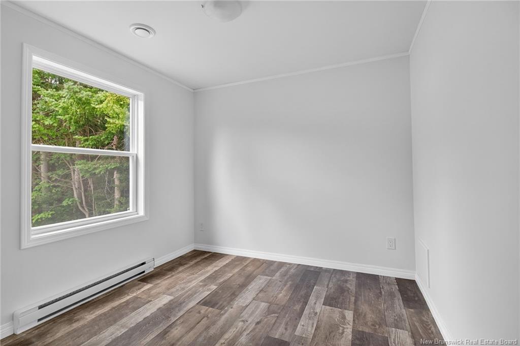 19 Bentley Ave, Moncton, NB