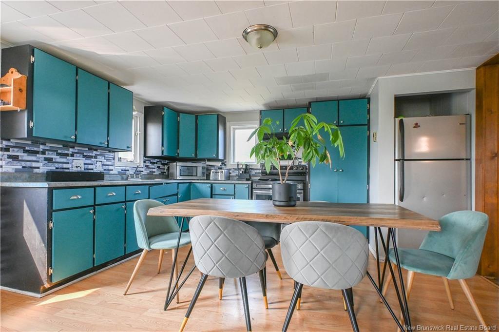 7578 Rue Saint-Paul St, Bas-Caraquet, NB