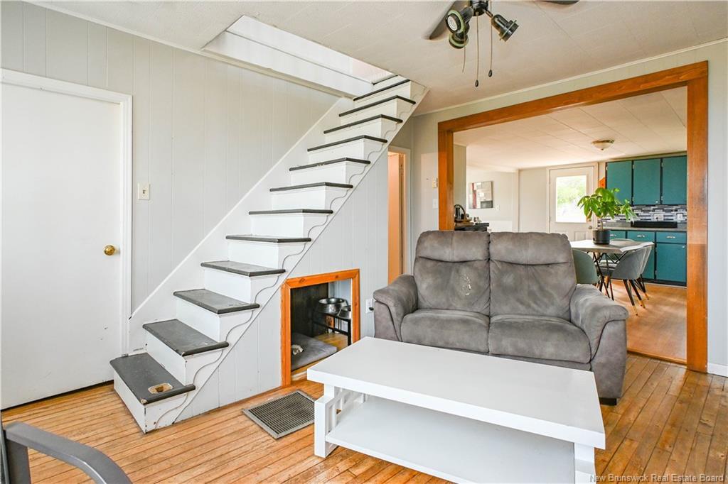 7578 Rue Saint-Paul St, Bas-Caraquet, NB