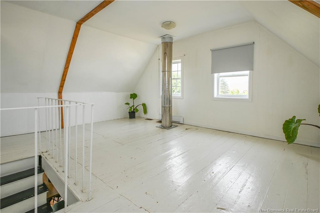 7578 Rue Saint-Paul St, Bas-Caraquet, NB