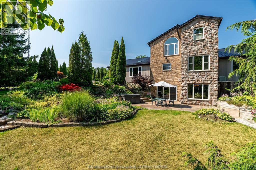 19281 Highbanks Road, Cedar Springs, ON - Outdoor