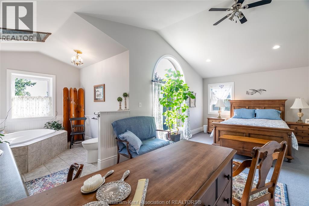 19281 Highbanks Road, Cedar Springs, ON - Indoor