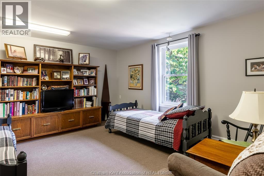 19281 Highbanks Road, Cedar Springs, ON - Indoor Photo Showing Bedroom