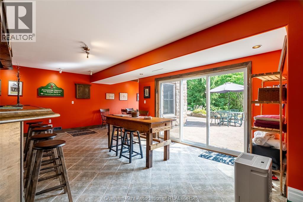 19281 Highbanks Road, Cedar Springs, ON - Indoor