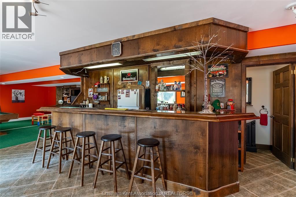 19281 Highbanks Road, Cedar Springs, ON - Indoor