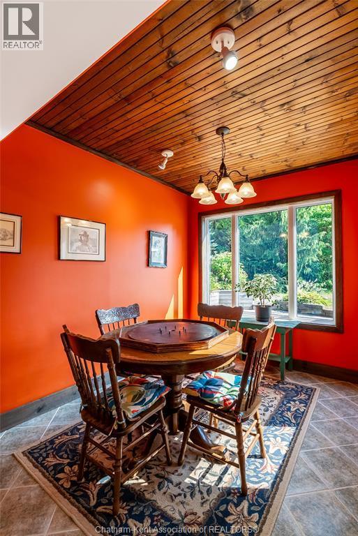 19281 Highbanks Road, Cedar Springs, ON - Indoor Photo Showing Dining Room