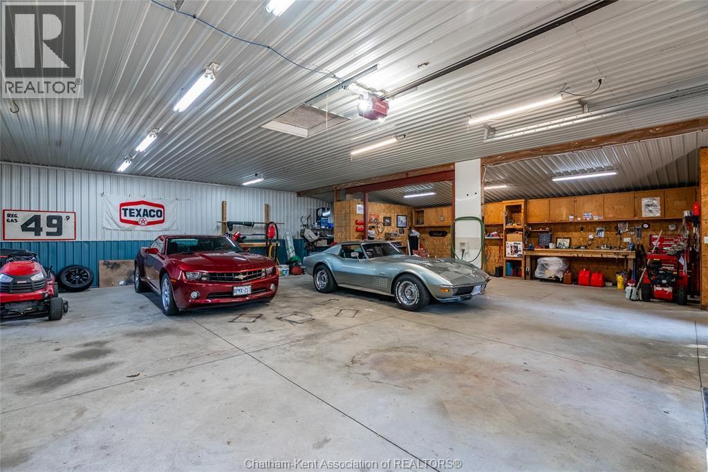 19281 Highbanks Road, Cedar Springs, ON - Indoor Photo Showing Garage