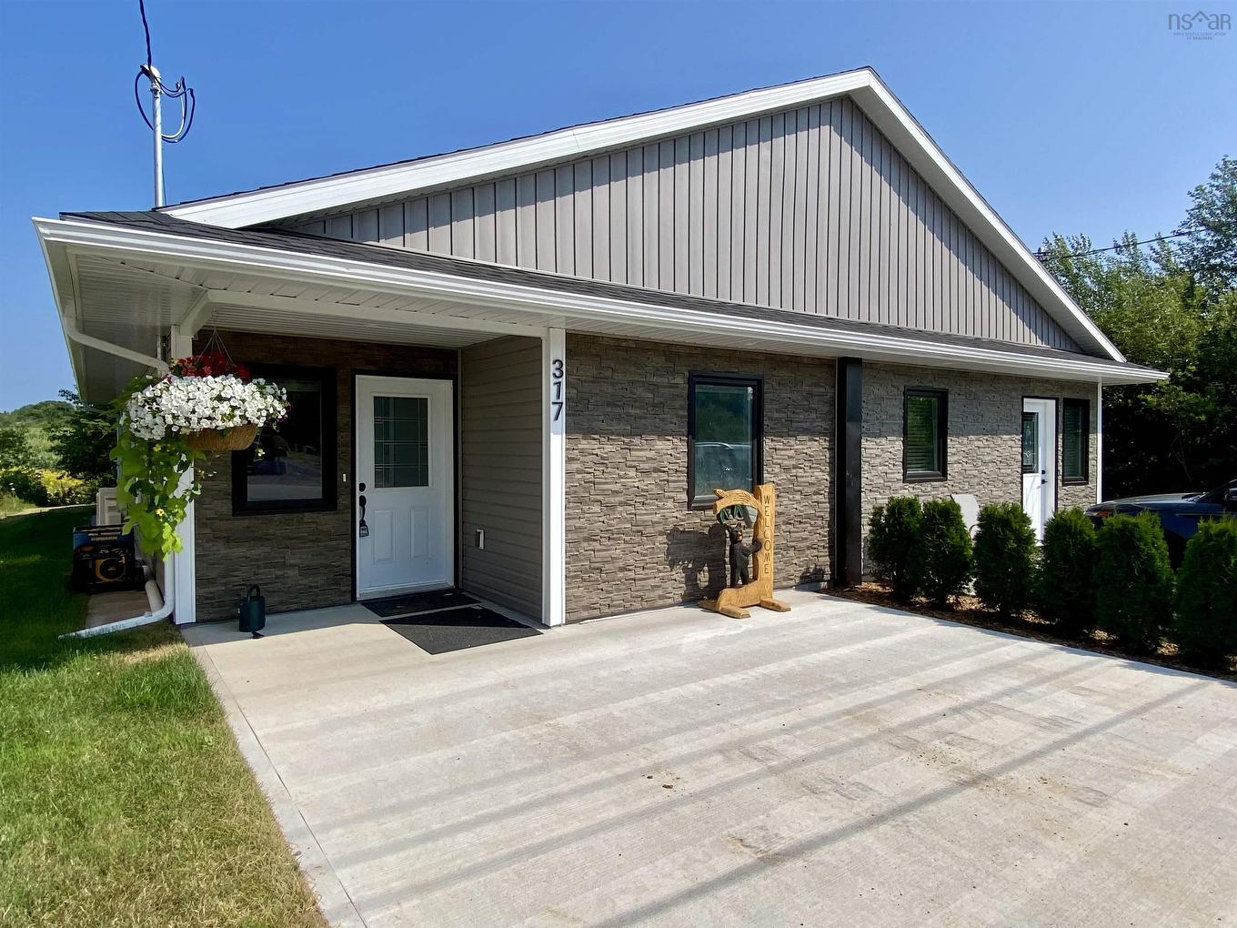 317 Nichols Avenue, North Kentville, NS