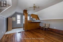 2nd level dinning area -