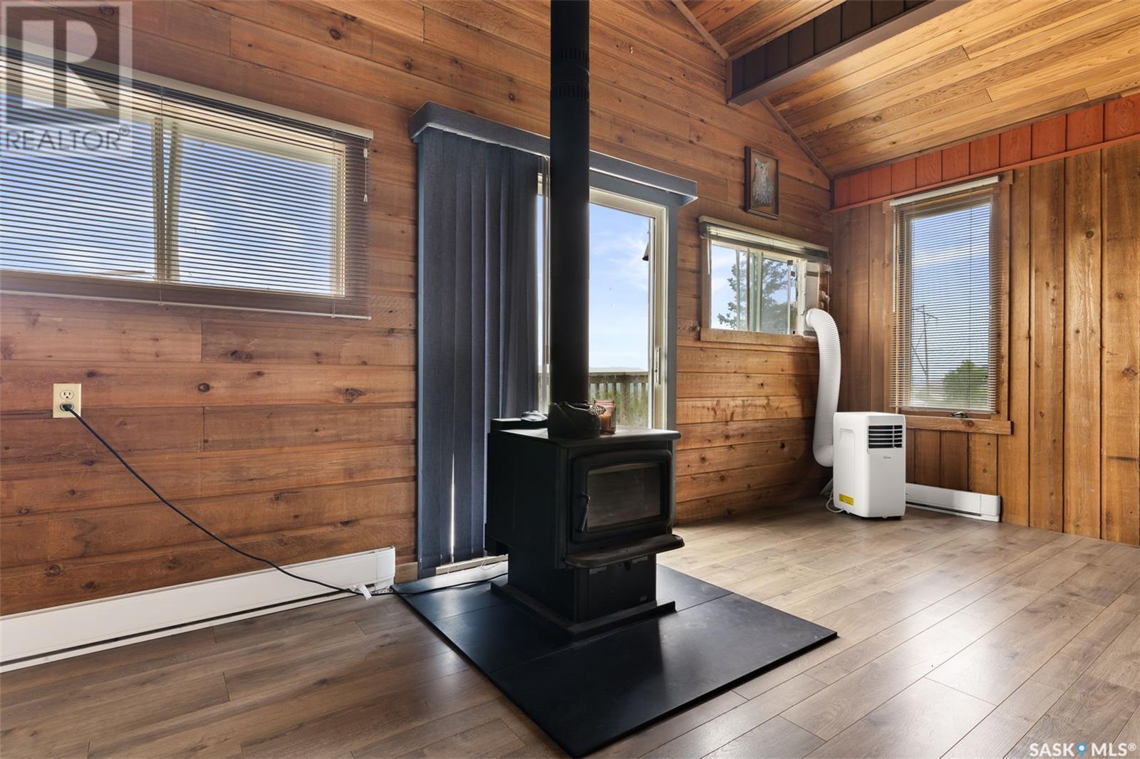 Knowles Acreage - 2.87 Acres Near Craven, Longlaketon Rm No. 219, SK - Indoor