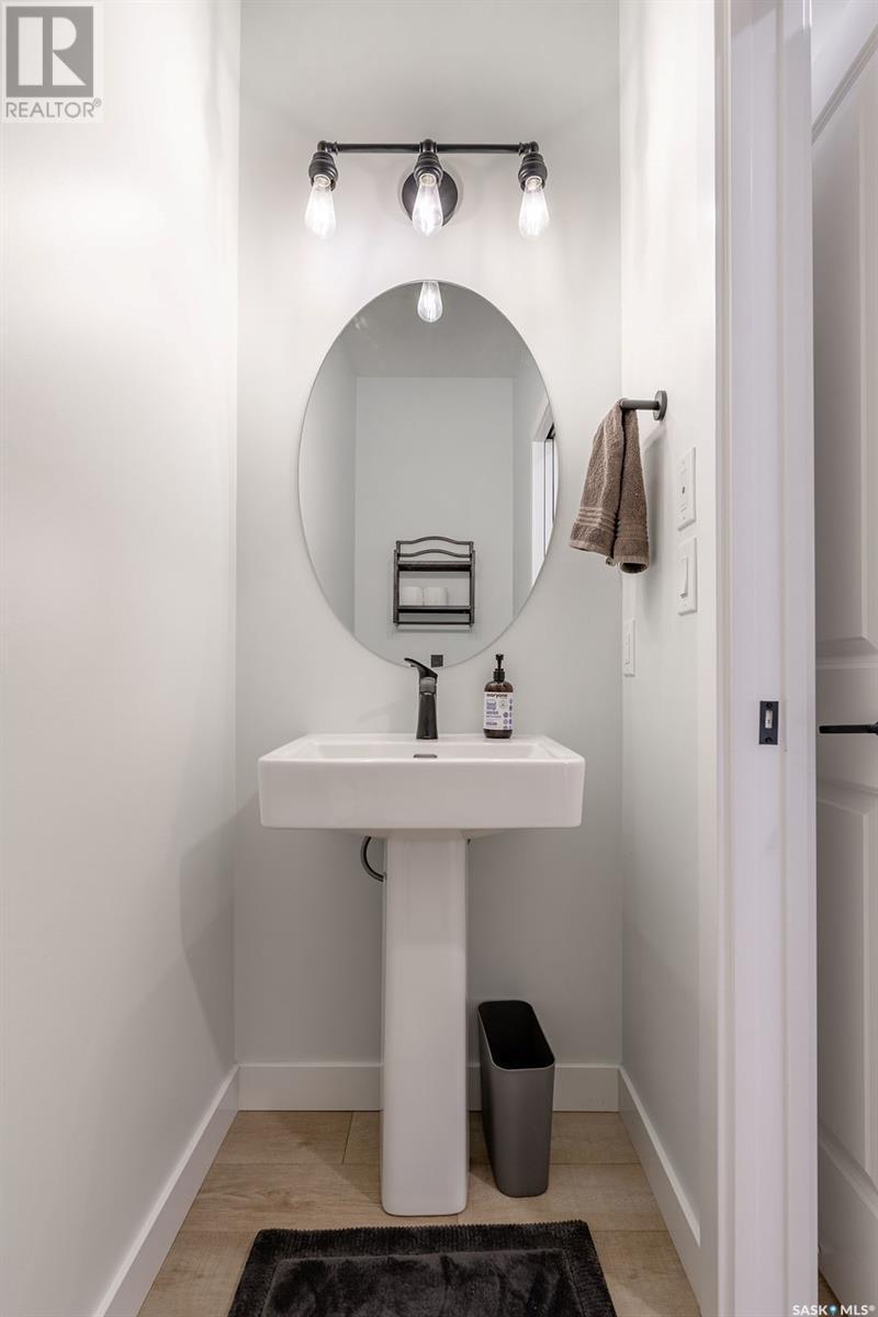 10 Applewood Place, Corman Park Rm No. 344, SK - Indoor Photo Showing Bathroom