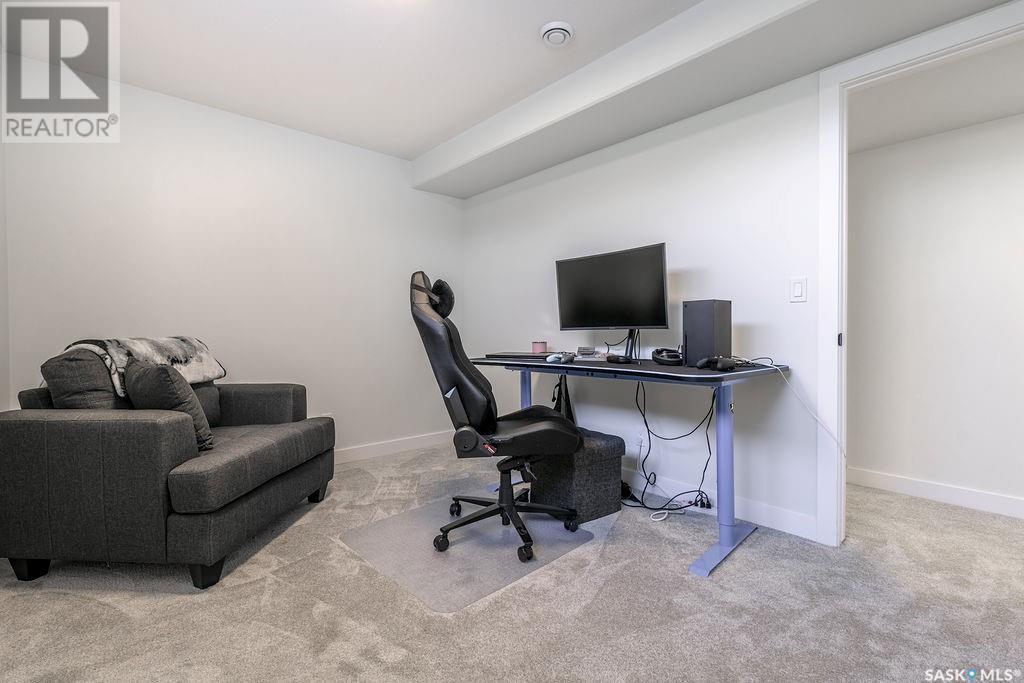 10 Applewood Place, Corman Park Rm No. 344, SK - Indoor Photo Showing Office