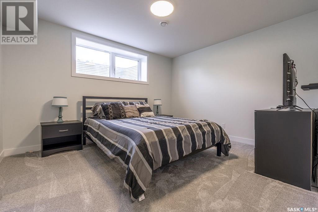 10 Applewood Place, Corman Park Rm No. 344, SK - Indoor Photo Showing Bedroom