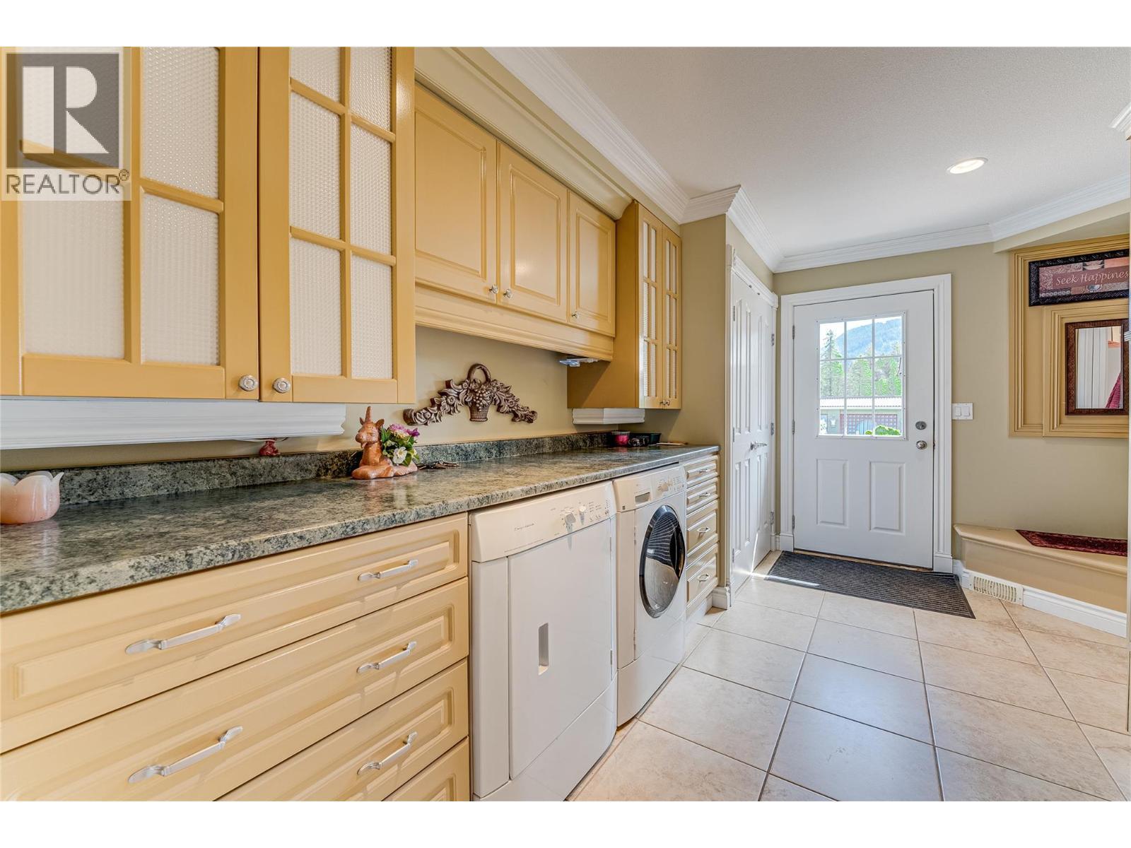 39 Ladyslipper Road, Lumby, BC - Indoor Photo Showing Laundry Room