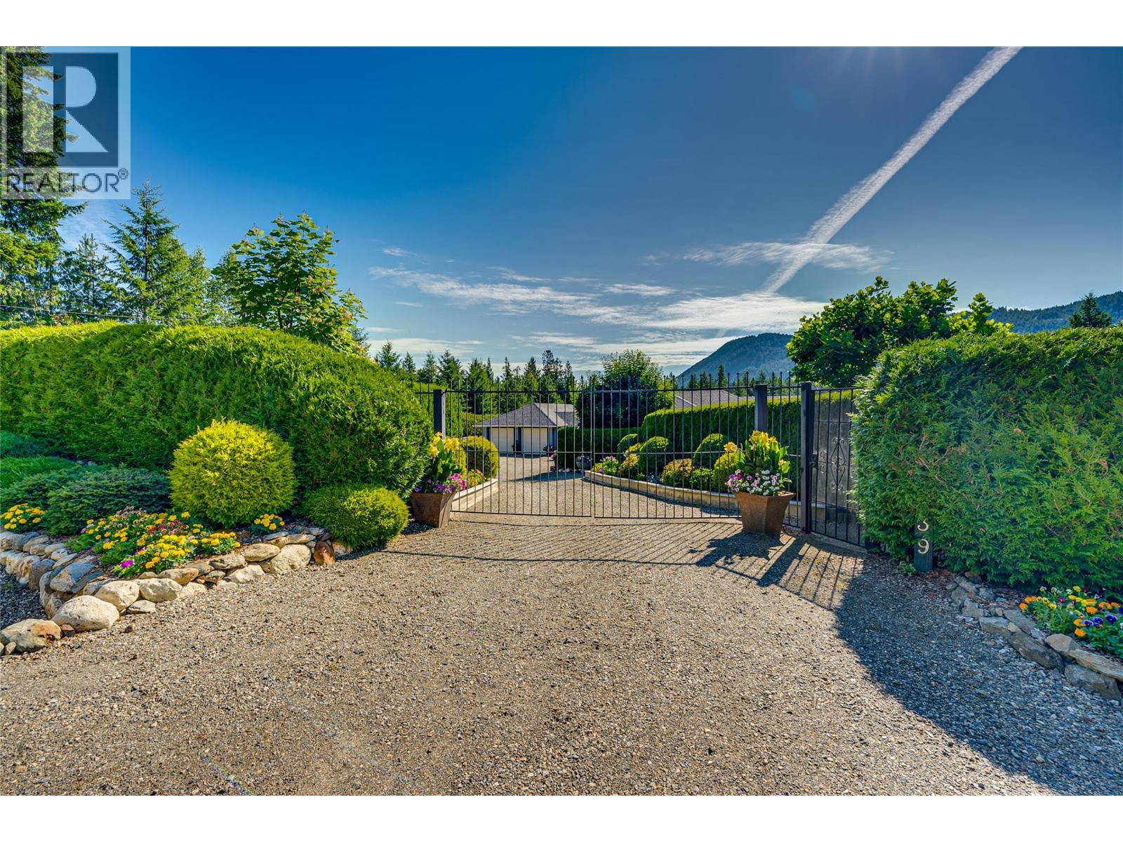 39 Ladyslipper Road, Lumby, BC - Outdoor