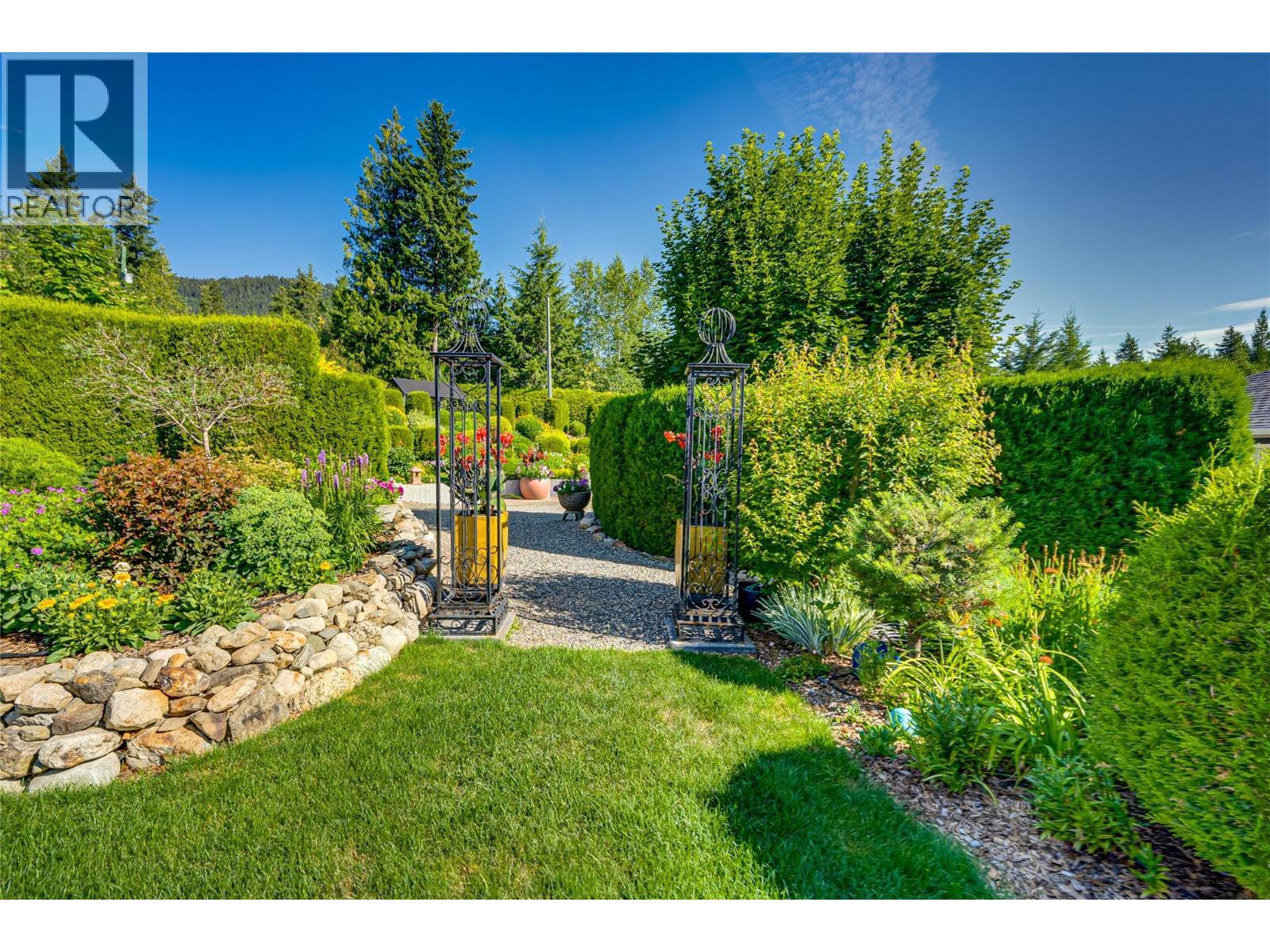 39 Ladyslipper Road, Lumby, BC - Outdoor